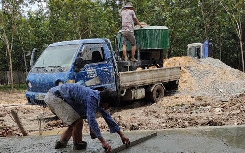 Đánh giá chi tiết về máy trộn bê tông cưỡng bức 1 khối